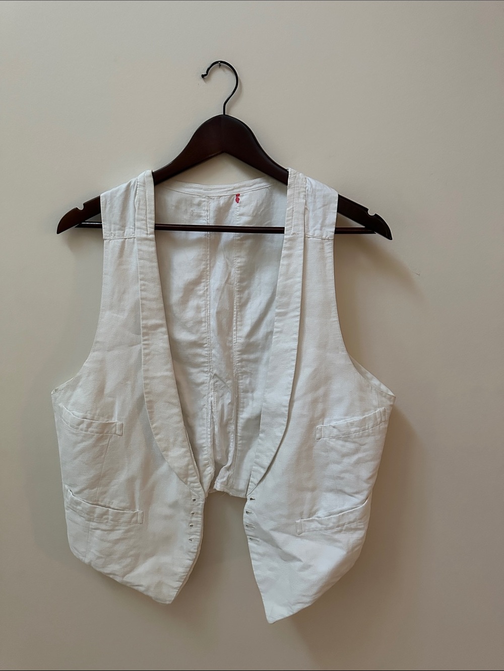 Upcycled White Summer Vest - Picture 7 of 7